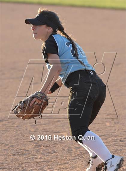 Thumbnail 3 in Villa Park vs La Habra (Alan Dugard Classic) photogallery.