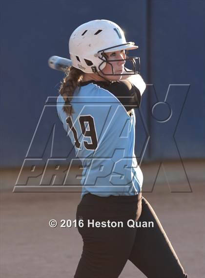 Thumbnail 2 in Villa Park vs La Habra (Alan Dugard Classic) photogallery.
