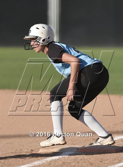 Thumbnail 1 in Villa Park vs La Habra (Alan Dugard Classic) photogallery.