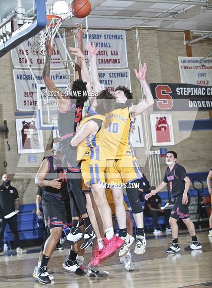 Thumbnail 3 in St. Raymond vs St. Peter's (CHSAA Spring Tournament) photogallery.