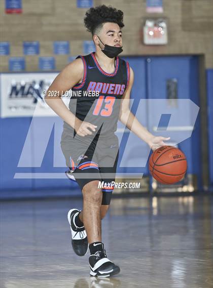 Thumbnail 2 in St. Raymond vs St. Peter's (CHSAA Spring Tournament) photogallery.
