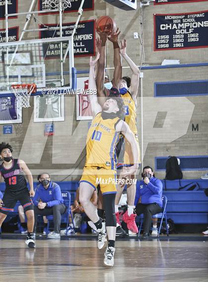 Thumbnail 2 in St. Raymond vs St. Peter's (CHSAA Spring Tournament) photogallery.