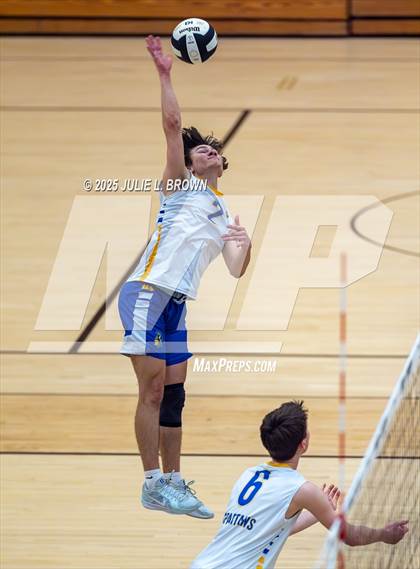 Thumbnail 2 in Carroll vs. Homestead (IHSAA Peru Regional) photogallery.