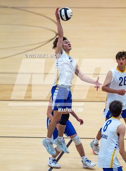 Thumbnail 1 in Carroll vs. Homestead (IHSAA Peru Regional) photogallery.