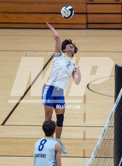 Thumbnail 2 in Carroll vs. Homestead (IHSAA Peru Regional) photogallery.