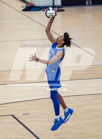 Thumbnail 1 in Carroll vs. Homestead (IHSAA Peru Regional) photogallery.