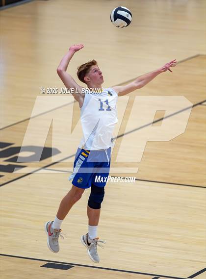 Thumbnail 1 in Carroll vs. Homestead (IHSAA Peru Regional) photogallery.
