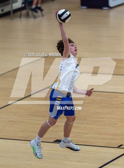 Thumbnail 2 in Carroll vs. Homestead (IHSAA Peru Regional) photogallery.