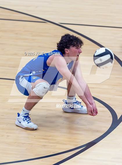 Thumbnail 1 in Carroll vs. Homestead (IHSAA Peru Regional) photogallery.