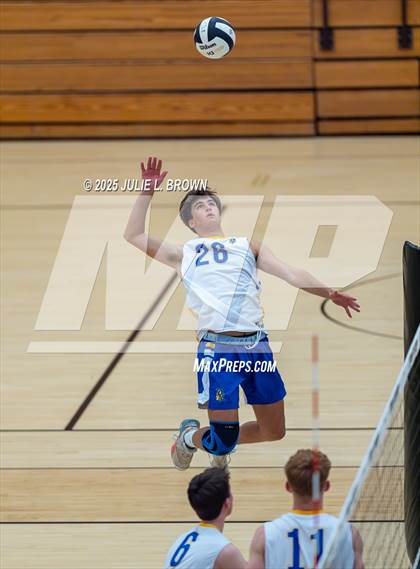 Thumbnail 1 in Carroll vs. Homestead (IHSAA Peru Regional) photogallery.