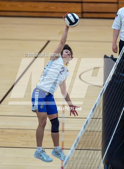 Thumbnail 1 in Carroll vs. Homestead (IHSAA Peru Regional) photogallery.