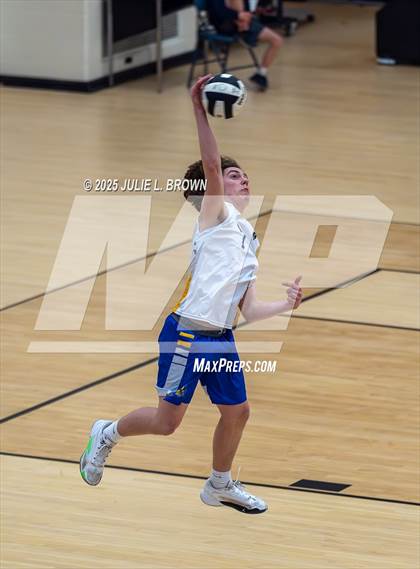 Thumbnail 3 in Carroll vs. Homestead (IHSAA Peru Regional) photogallery.