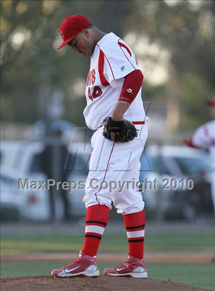 Thumbnail 2 in Righetti vs. Santa Maria (Righetti Spring Classic) photogallery.