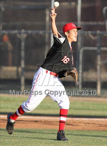 Thumbnail 3 in Righetti vs. Santa Maria (Righetti Spring Classic) photogallery.