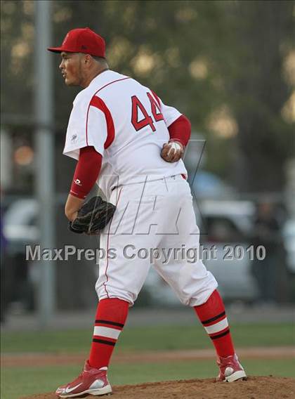 Thumbnail 2 in Righetti vs. Santa Maria (Righetti Spring Classic) photogallery.