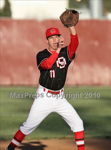 Thumbnail 3 in Righetti vs. Santa Maria (Righetti Spring Classic) photogallery.