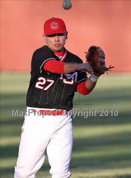 Thumbnail 1 in Righetti vs. Santa Maria (Righetti Spring Classic) photogallery.