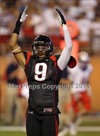 Thumbnail 2 in Lake Travis vs. Westlake photogallery.