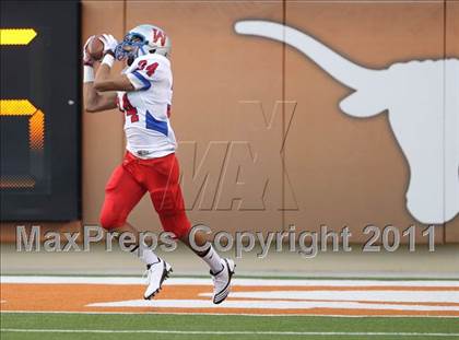 Thumbnail 3 in Lake Travis vs. Westlake photogallery.