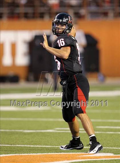 Thumbnail 2 in Lake Travis vs. Westlake photogallery.