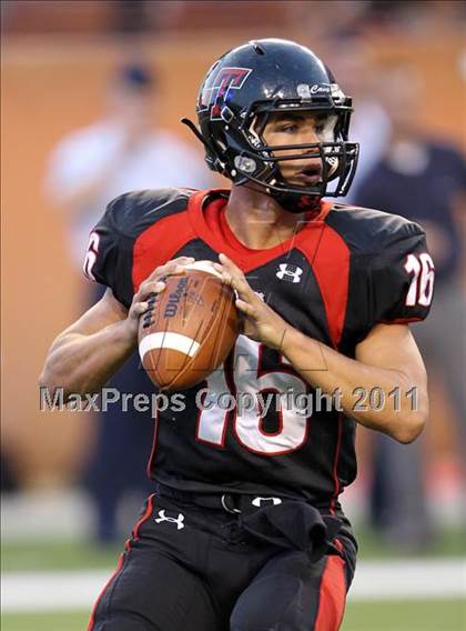 Thumbnail 3 in Lake Travis vs. Westlake photogallery.