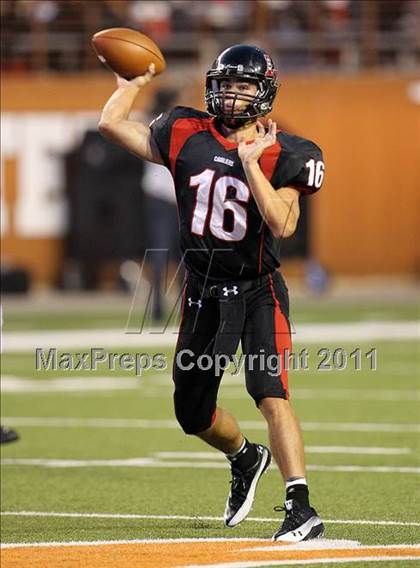Thumbnail 3 in Lake Travis vs. Westlake photogallery.