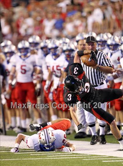 Thumbnail 2 in Lake Travis vs. Westlake photogallery.