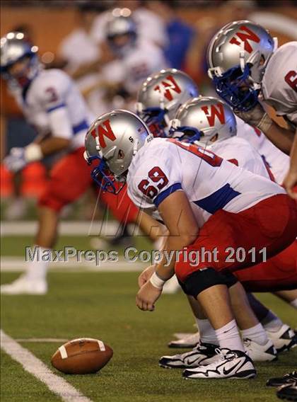 Thumbnail 2 in Lake Travis vs. Westlake photogallery.