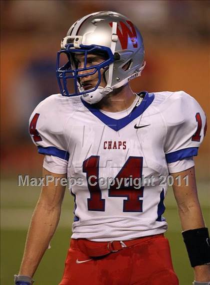 Thumbnail 3 in Lake Travis vs. Westlake photogallery.
