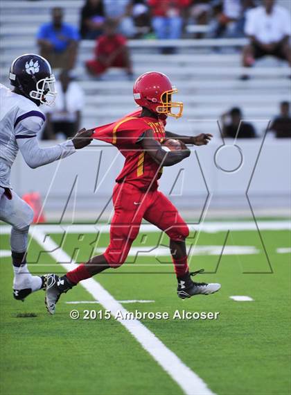 Thumbnail 2 in Wheatley vs Yates photogallery.