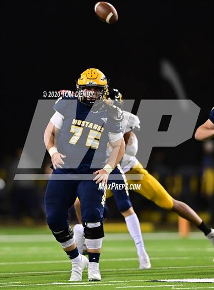 Thumbnail 3 in Klein Oak vs Cy Ranch (UIL 6A Bi-District Playoff) photogallery.