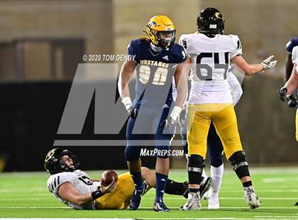 Thumbnail 2 in Klein Oak vs Cy Ranch (UIL 6A Bi-District Playoff) photogallery.