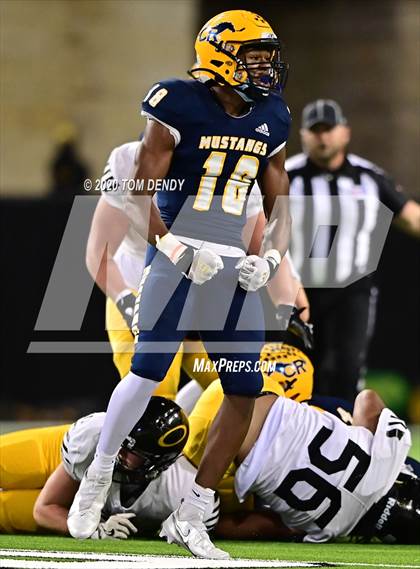 Thumbnail 3 in Klein Oak vs Cy Ranch (UIL 6A Bi-District Playoff) photogallery.
