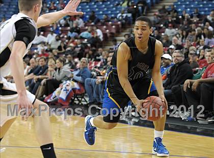 Thumbnail 1 in Newark Memorial vs. Archbishop Mitty (CIF D2 NorCal Regional Final) photogallery.