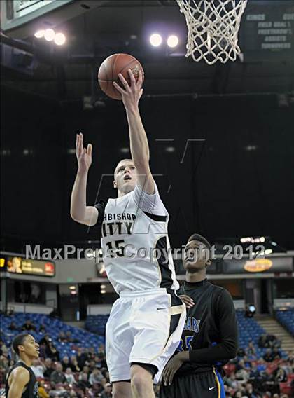 Thumbnail 1 in Newark Memorial vs. Archbishop Mitty (CIF D2 NorCal Regional Final) photogallery.