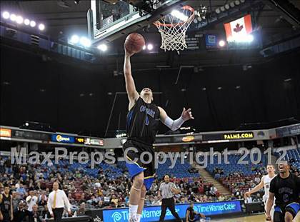 Thumbnail 3 in Newark Memorial vs. Archbishop Mitty (CIF D2 NorCal Regional Final) photogallery.