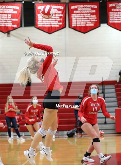 Thumbnail 1 in Maiden @ Newton-Conover photogallery.