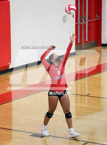 Thumbnail 1 in Maiden @ Newton-Conover photogallery.