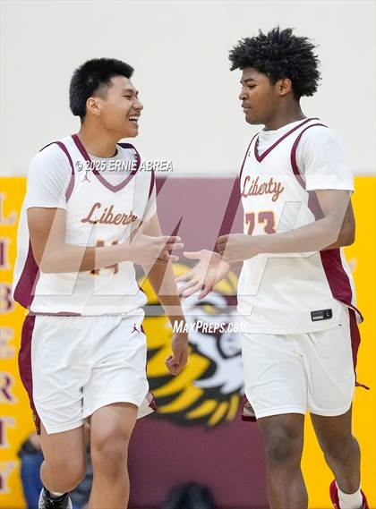 Thumbnail 1 in Concord @ Liberty photogallery.