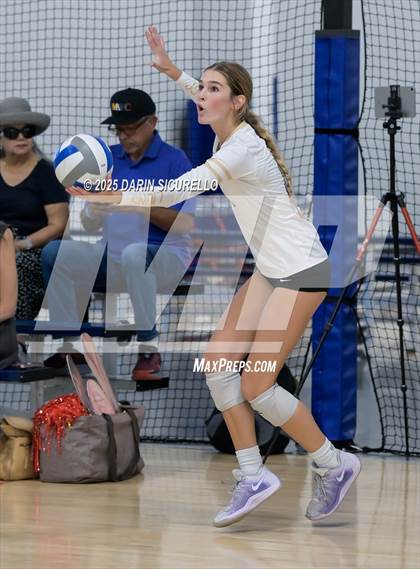 Thumbnail 1 in JSerra Catholic vs Jesuit (Nike Tournament of Champions – Southwest) photogallery.
