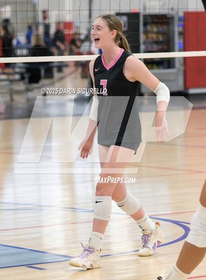 Thumbnail 1 in JSerra Catholic vs Jesuit (Nike Tournament of Champions – Southwest) photogallery.