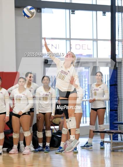 Thumbnail 2 in JSerra Catholic vs Jesuit (Nike Tournament of Champions – Southwest) photogallery.