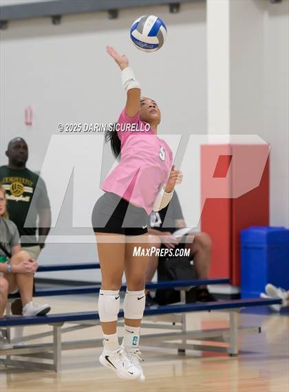 Thumbnail 2 in JSerra Catholic vs Jesuit (Nike Tournament of Champions – Southwest) photogallery.