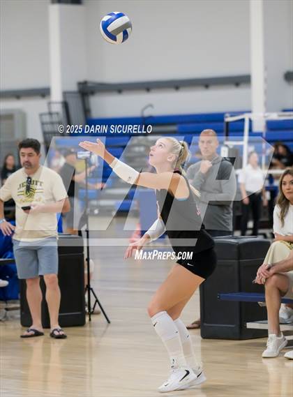 Thumbnail 2 in JSerra Catholic vs Jesuit (Nike Tournament of Champions – Southwest) photogallery.