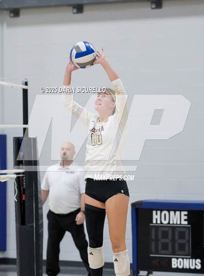 Thumbnail 1 in JSerra Catholic vs Jesuit (Nike Tournament of Champions – Southwest) photogallery.