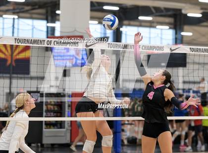Thumbnail 3 in JSerra Catholic vs Jesuit (Nike Tournament of Champions – Southwest) photogallery.