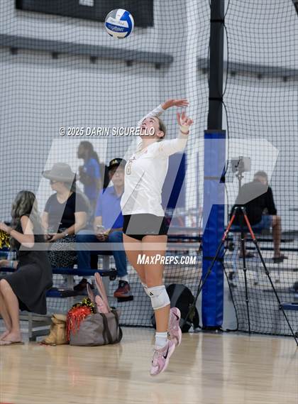 Thumbnail 3 in JSerra Catholic vs Jesuit (Nike Tournament of Champions – Southwest) photogallery.