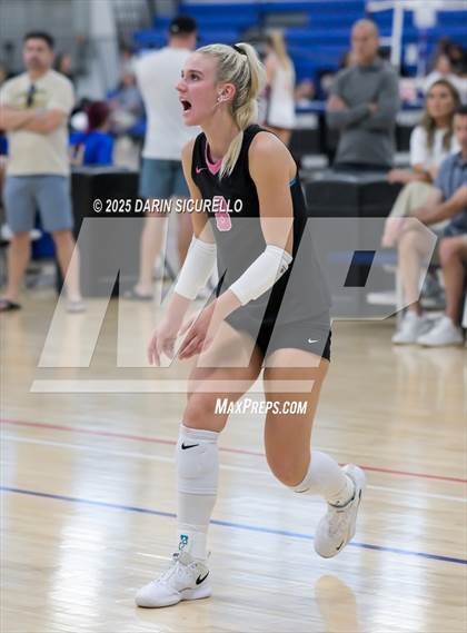 Thumbnail 1 in JSerra Catholic vs Jesuit (Nike Tournament of Champions – Southwest) photogallery.