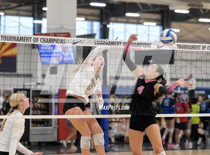Thumbnail 1 in JSerra Catholic vs Jesuit (Nike Tournament of Champions – Southwest) photogallery.