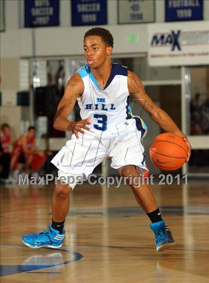 Thumbnail 1 in Mater Dei vs. Foothill (MaxPreps Holiday Classic) photogallery.